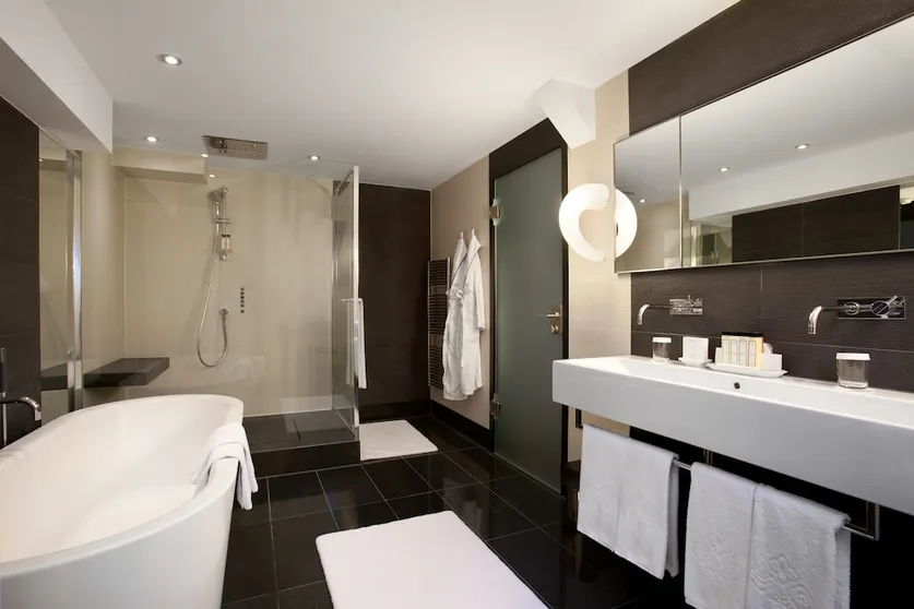 Ảnh Hotel Vier Jahreszeiten Kempinski München