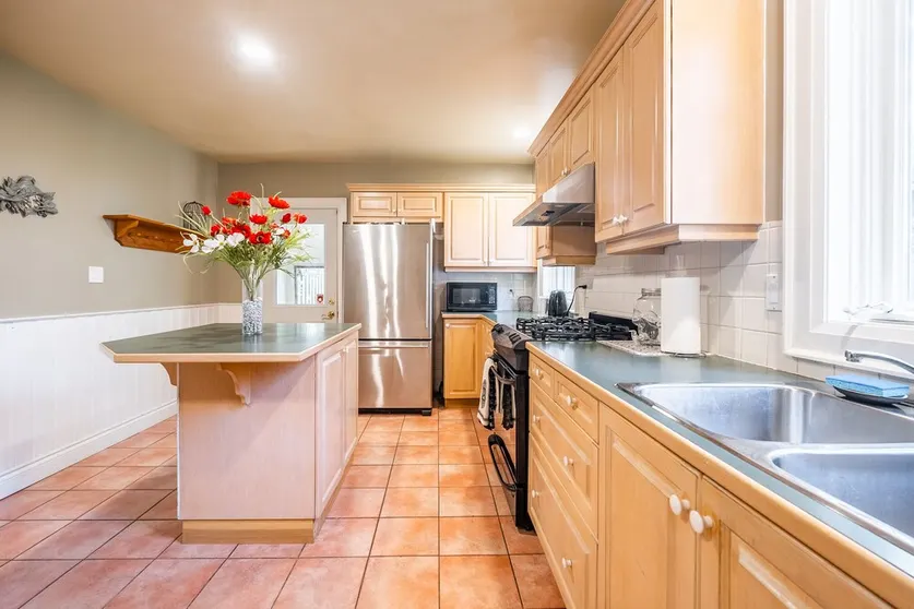 Ảnh Cozy 5 Bedroom House in Downtown Toronto