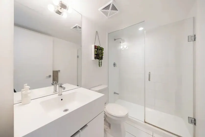 Ảnh Waterfront Majesty Enclaves