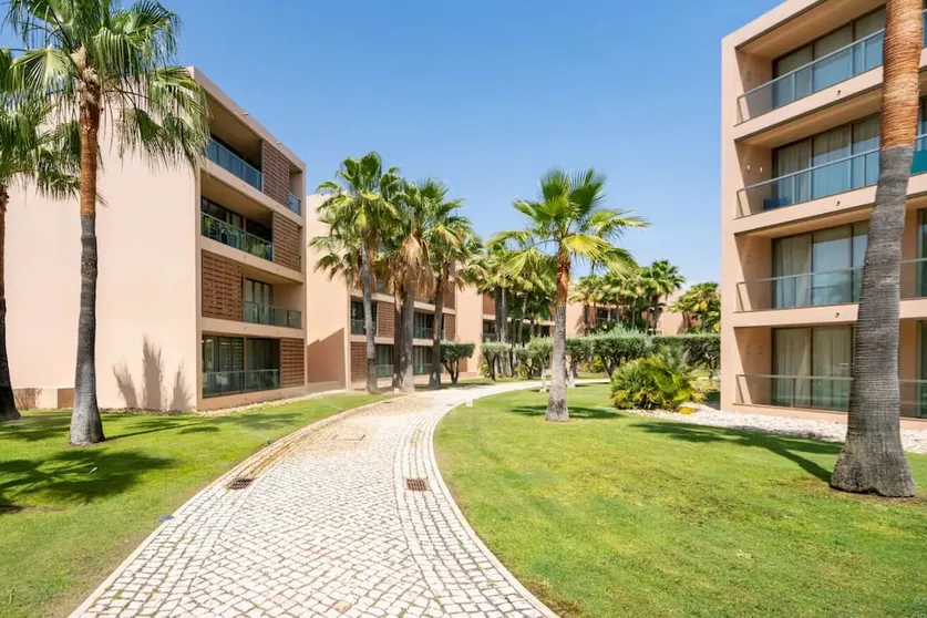 Ảnh Luxury 3BR 7 pools Beach 200 m