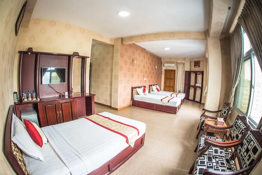 Ảnh Diamond Crown Hotel