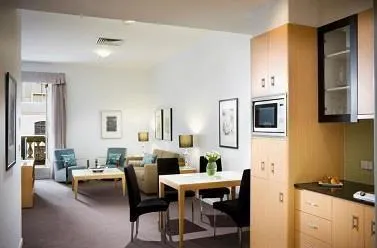 Ảnh Treasury on Collins Apartment Hotel