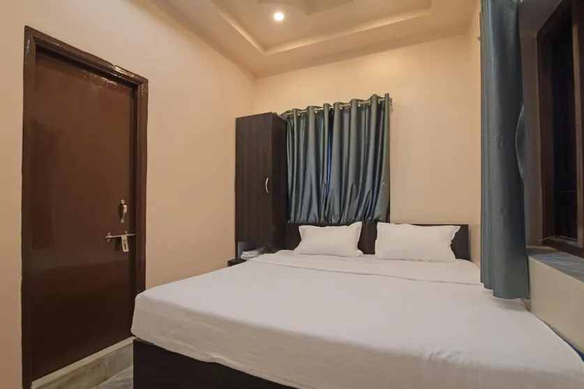 Ảnh OYO HOTEL SHRIKAYA