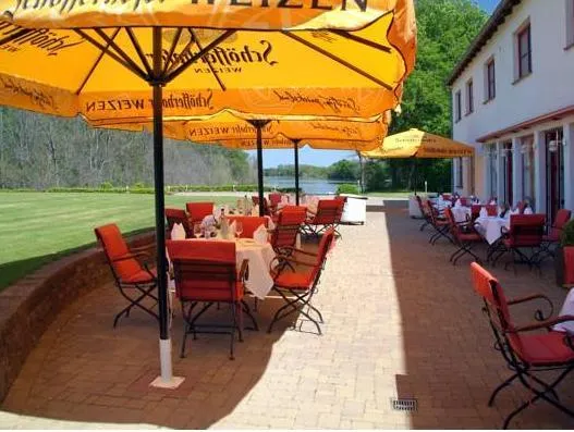 Ảnh Bernstein Acamed Resort