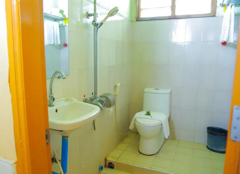 Ảnh Hotel Shwe Pyi Tan