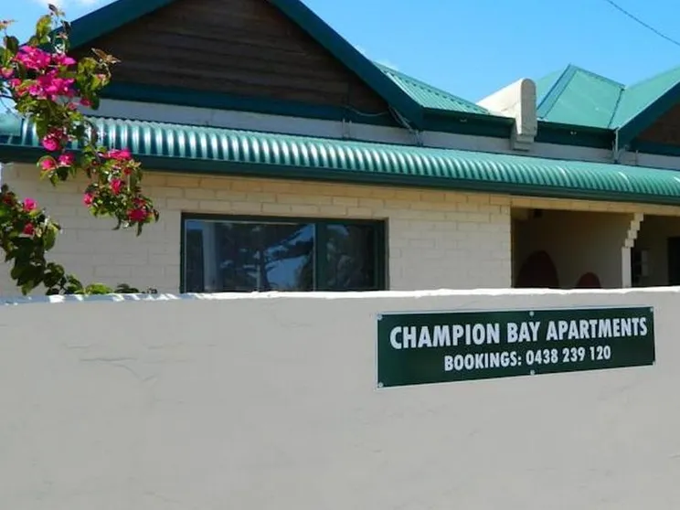 Ảnh Champion Bay Apartments