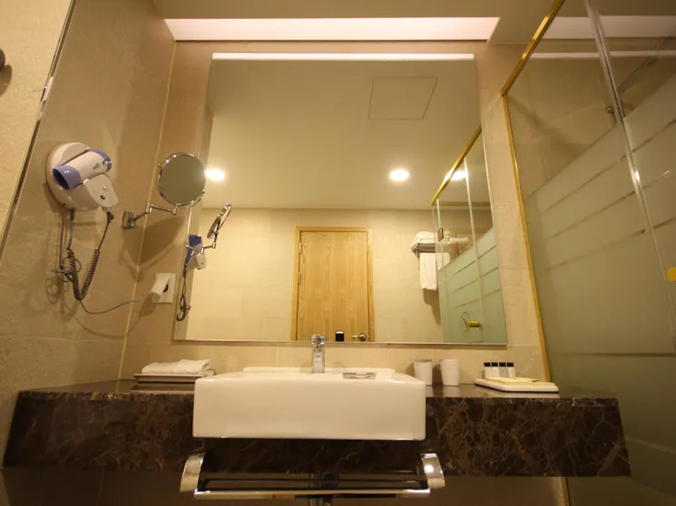 Ảnh Central Plaza Hotel