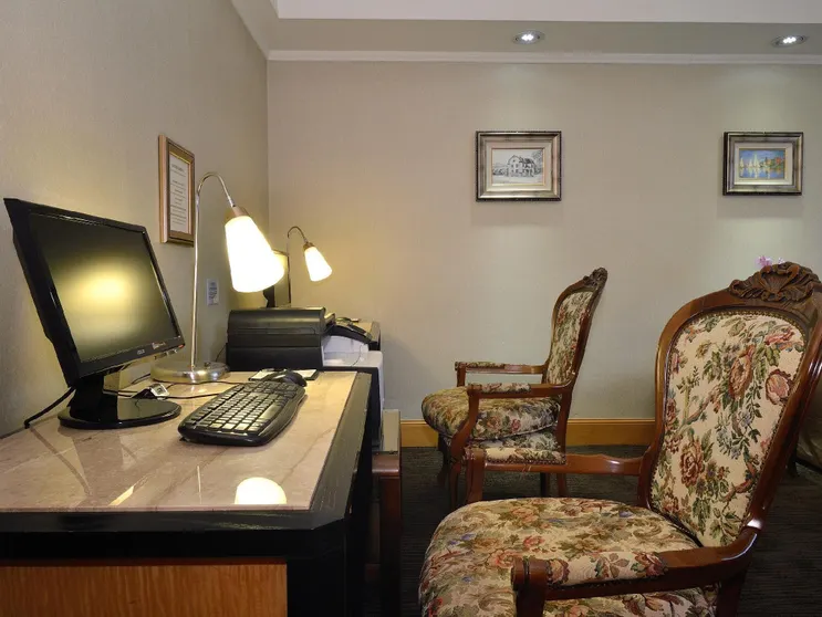 Ảnh The Lees Hotel