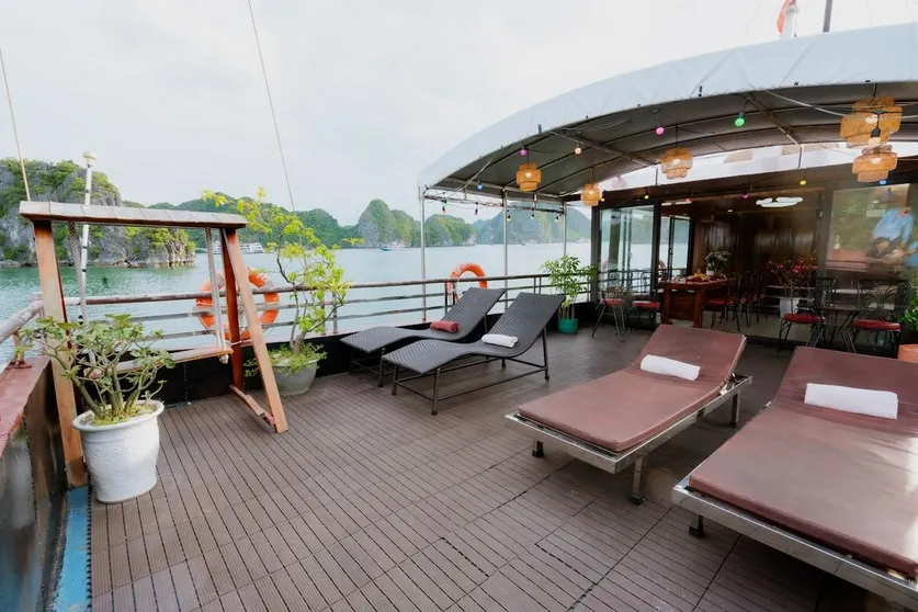 Ảnh Cat Ba Gem Cruise