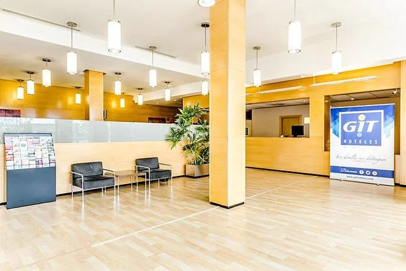 Ảnh Hotel YIT Ciudad De Zaragoza