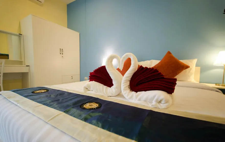 Ảnh Petch Ranong @Town