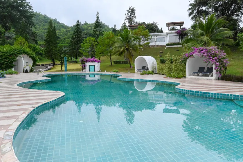 Ảnh Swiss Valley Hip Resort Ratchaburi
