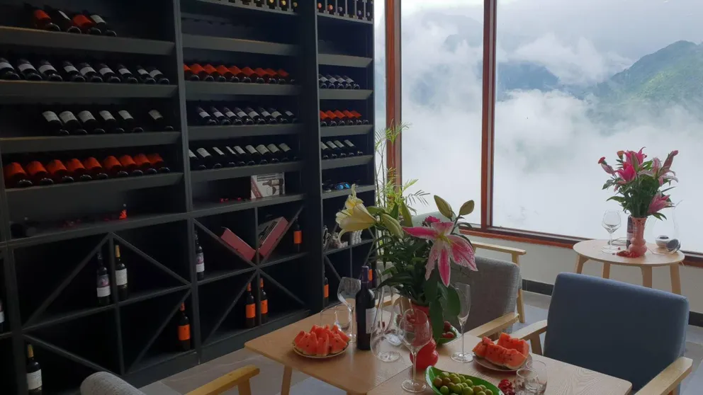 Ảnh Khách sạn The Grand Blue (The Grand Blue Hotel)