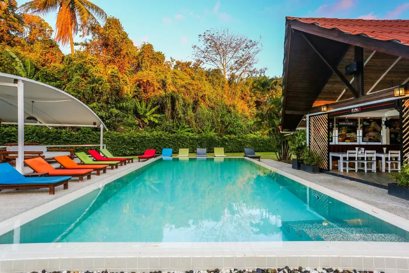 Ảnh Naiharn Beach Resort