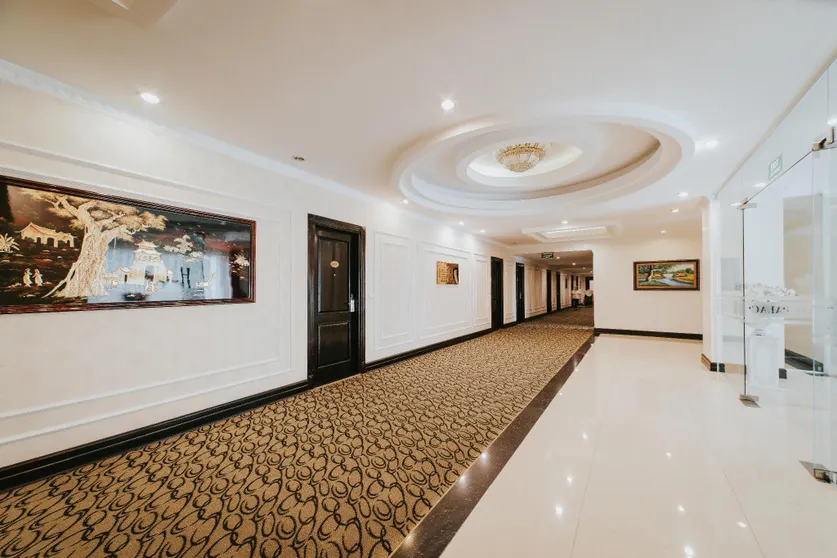 Ảnh White Palace Thai Binh Hotel 1