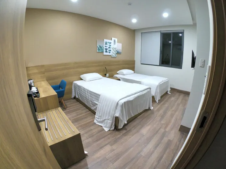 Ảnh Khách sạn và Quán cà phê TK