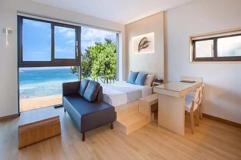 Ảnh Gosung La Henne Pull Villa J