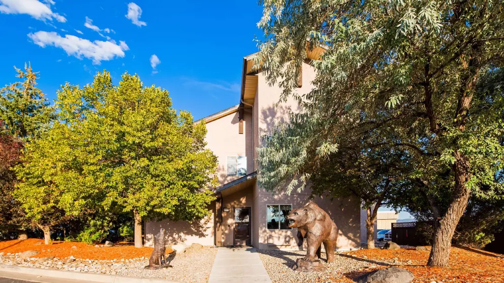 Ảnh Best Western Plus Deer Park Hotel and Suites