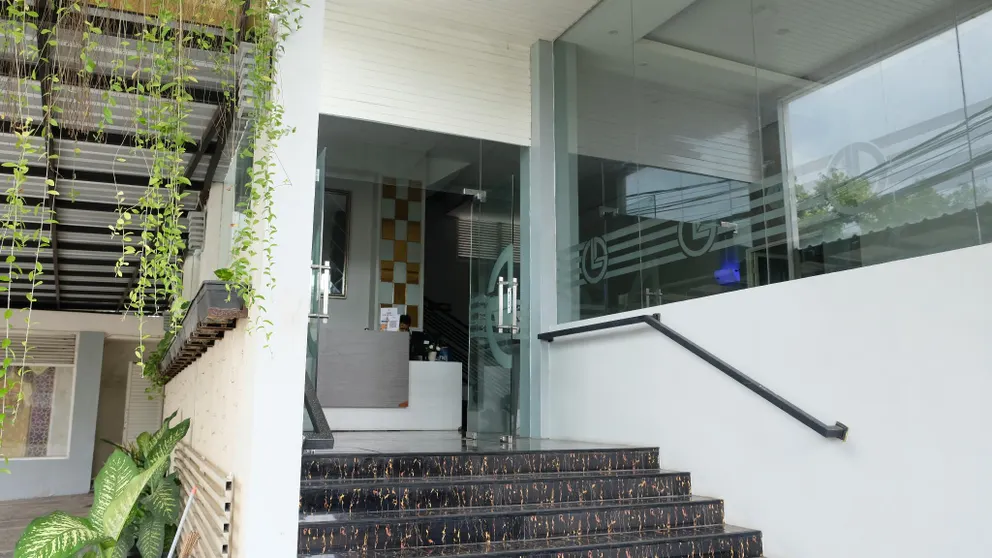 Ảnh LG Hotel Jember by Callirooms