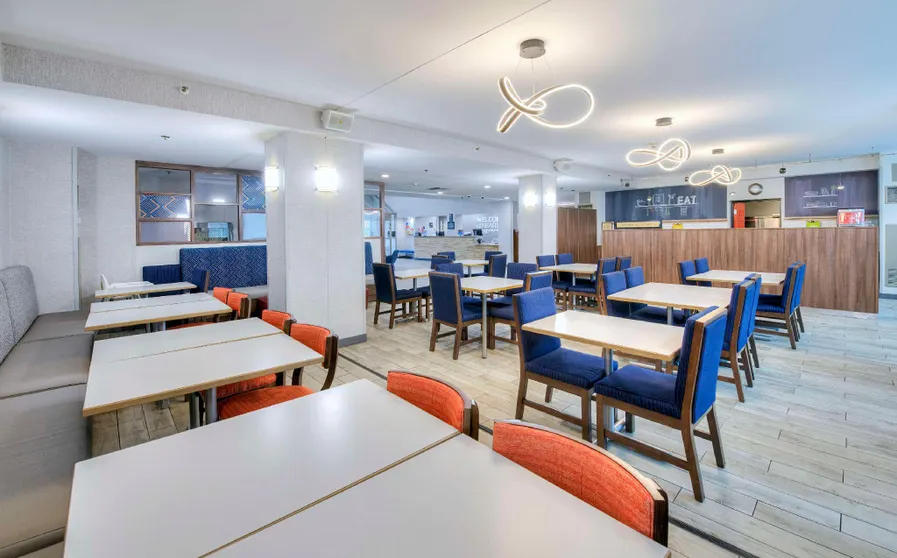 Ảnh Hampton Inn by Hilton Ottawa