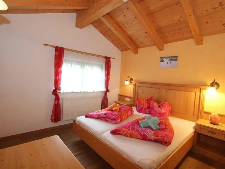 Ảnh Quaint Apartment in Längenfeld with Sauna