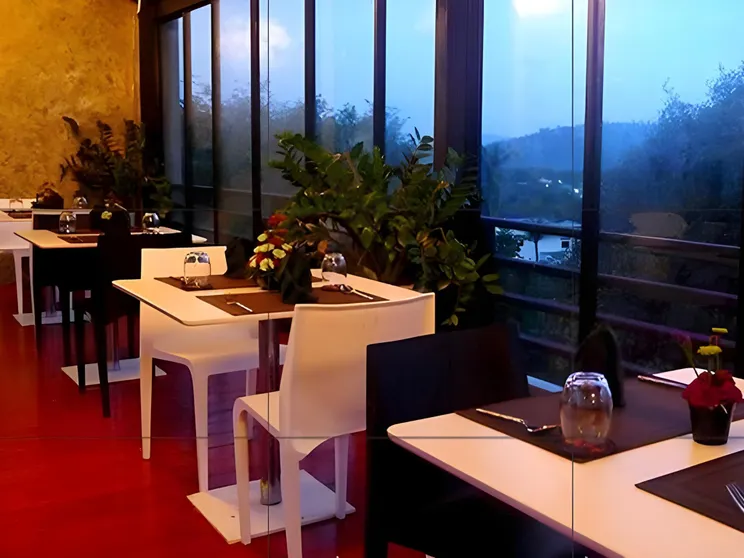 Ảnh The B Ranong Trend Hotel 