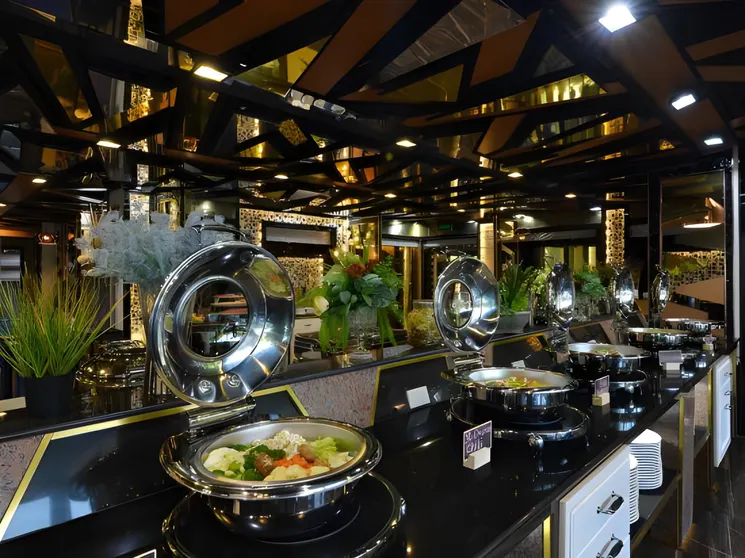 Ảnh The Breton Hotel (Media)