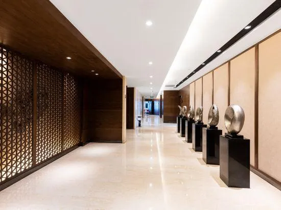 Ảnh Sunny Sky Inn Huanggang Spreading Love Lake Park