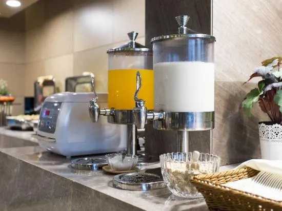 Ảnh Five Star Holiday Hotel