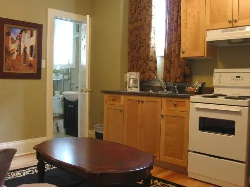 Ảnh Spanish Bay Inn, CANADA