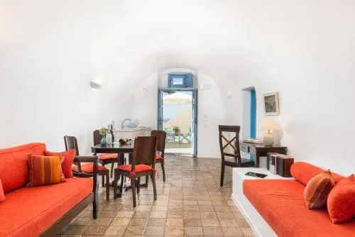 Ảnh Pantelia Suites