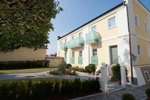 Ảnh Hotel Biedermeier Hof