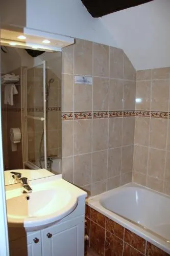 Ảnh Logis Des Trois Maures