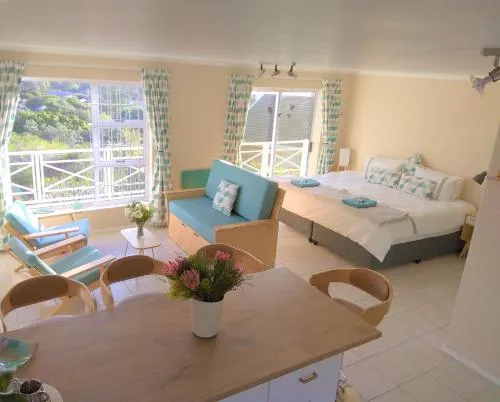 Ảnh Spectrum of views near Muizenberg