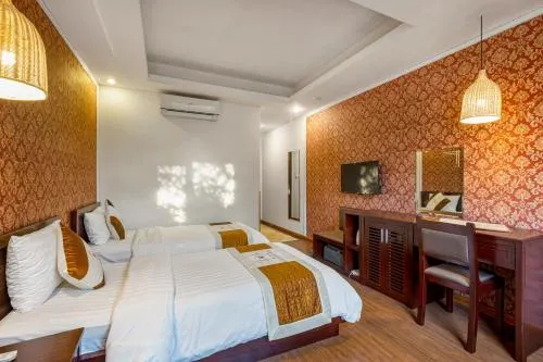 Ảnh Khách sạn First Eden (First Eden Hotel)