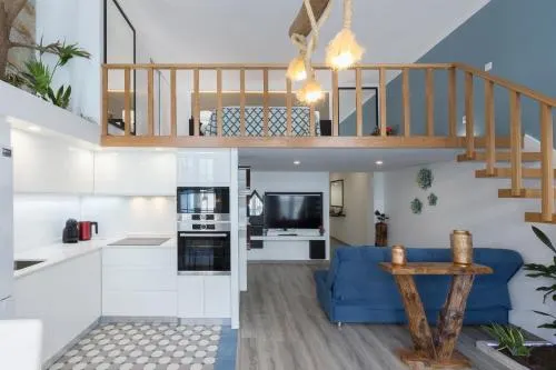 Ảnh Deluxe Spacious Flats w Mezzanine by Host Wise