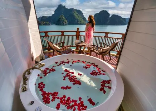 Ảnh Heritage Line Ylang Cruise - Ha Long and Lan Ha Bay