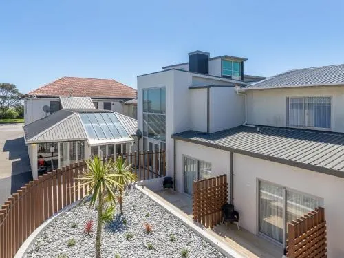 Ảnh Beachfront Hotel