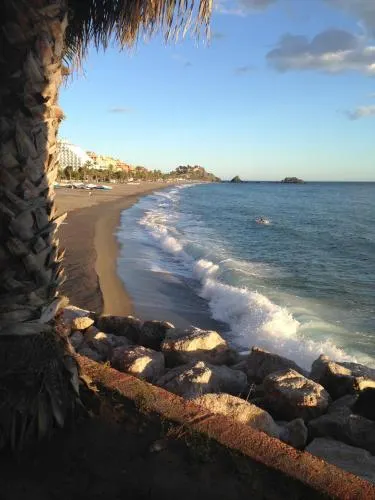 Ảnh Apartamento 1a linea playa com piscina Almunecar