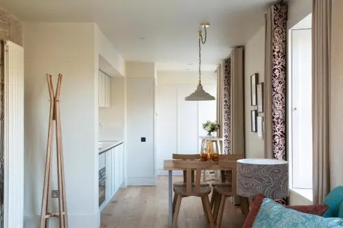 Ảnh Cheval Abbey Strand Apartments at Holyrood