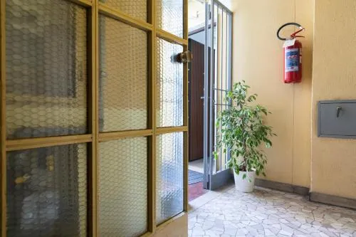 Ảnh LA PICCOLA PERLA - Repubblica/Central Station