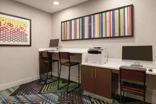 Ảnh Holiday Inn Express Hotel & Suites Lavonia