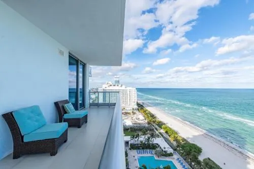 Ảnh Churchill Suites Monte Carlo Miami Beach