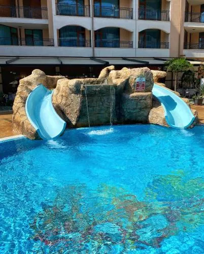 Ảnh Karolina Hotel