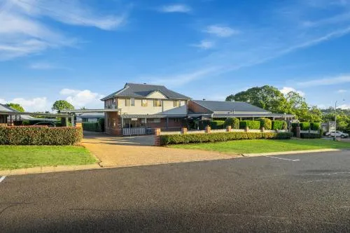 Ảnh Ambassador on Ruthven Motor Inn