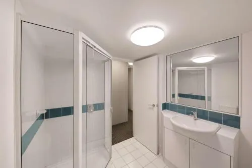 Ảnh Adina Serviced Apartments Canberra James Court