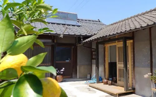 Ảnh 離島-宿navelの学校-三原港から船で14分