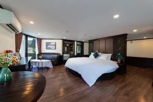 Ảnh Santa Maria Cruise Halong Bay