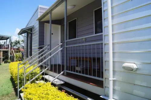 Ảnh Tin Can Bay's Sleepy Lagoon Motel