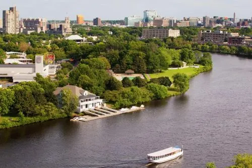 Ảnh DoubleTree Suites by Hilton Hotel Boston – Cambridge